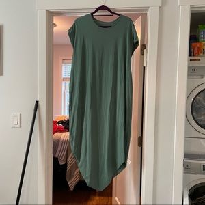 Universal Standard Geneva dress size M (18/20)